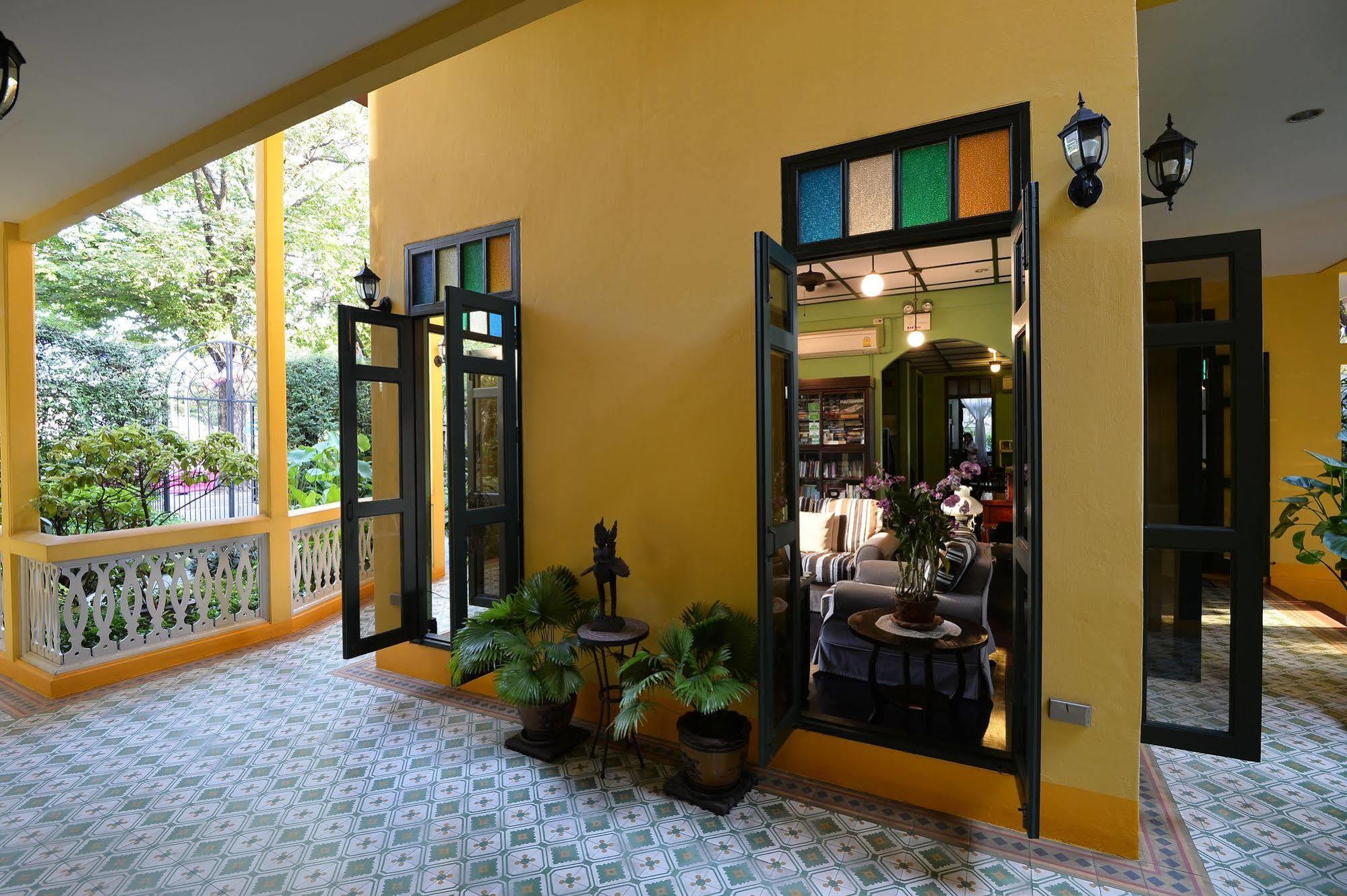 Baan Pra Nond Bed & Breakfast Bangkok Ngoại thất bức ảnh